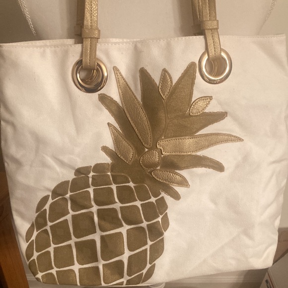 Signature Weekend Fabric Pineapple Tote Shoulder Bag - Picture 2 of 5